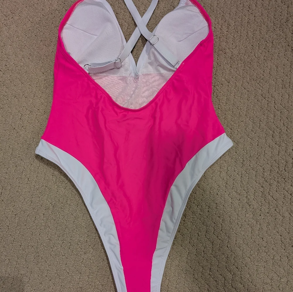 Pink and White Plunge V Neck Women's Swimsuit Size Large - Picture 4 of 4